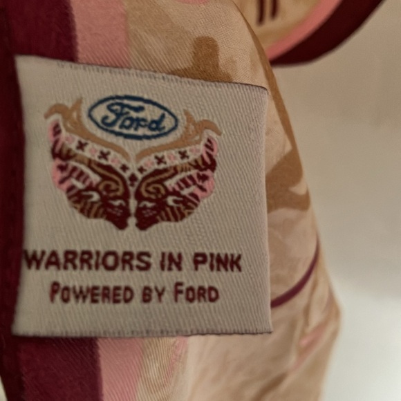 Ford: 2006 Pink/Maroon 100% Silk Scarf- Ford Cares- Warriors in Pink - Picture 2 of 16